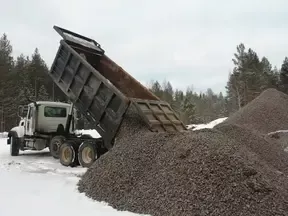 Доставка щебня в Котлас